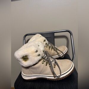 Pajar Women’s Shearling Winter Boots Waterproof Leather EU 37 US 6–6.5